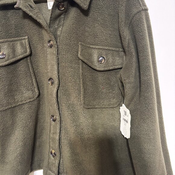 NWT Altar'd State Fleece Button Up, Size M - Picture 4 of 4